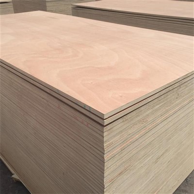 4 X 8 Utendørs kryssfiner